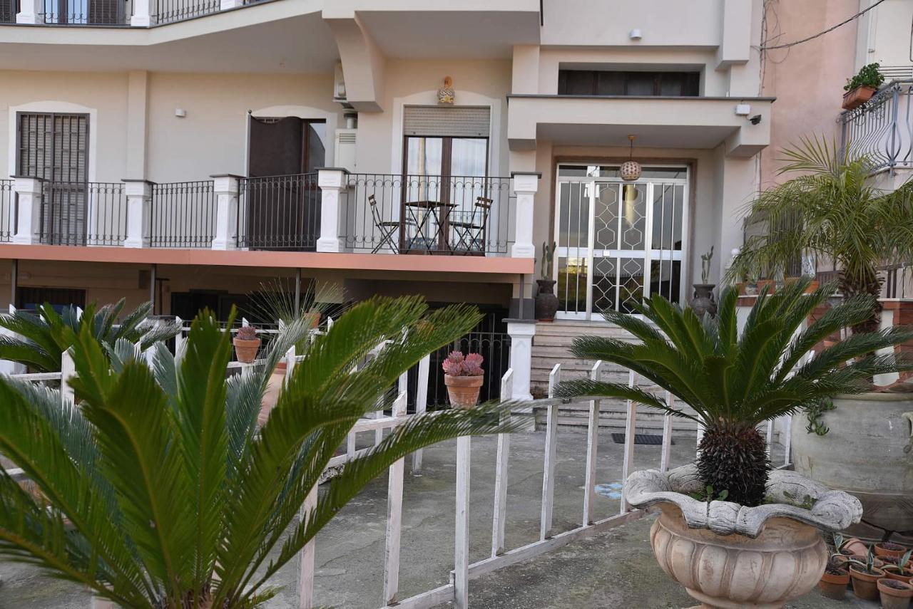 كاستيلاّماري دي ستا B&B Le Cycas المظهر الخارجي الصورة