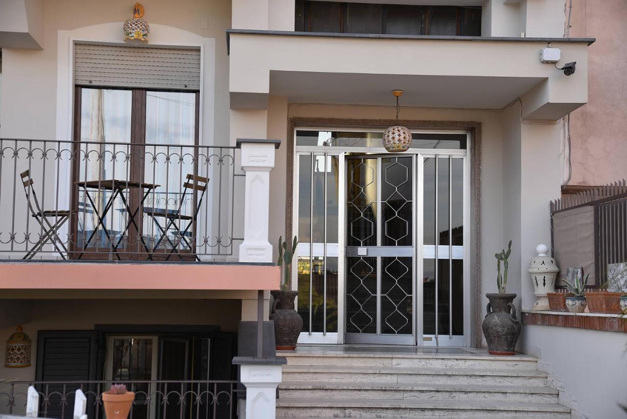 كاستيلاّماري دي ستا B&B Le Cycas المظهر الخارجي الصورة